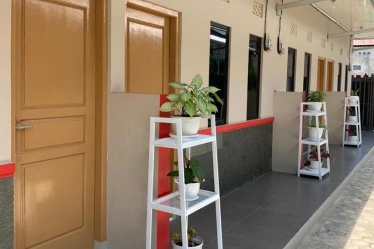 Hotel Reddoorz Syariah Near Hajimena Lampung Bandar Lampung Exterior foto